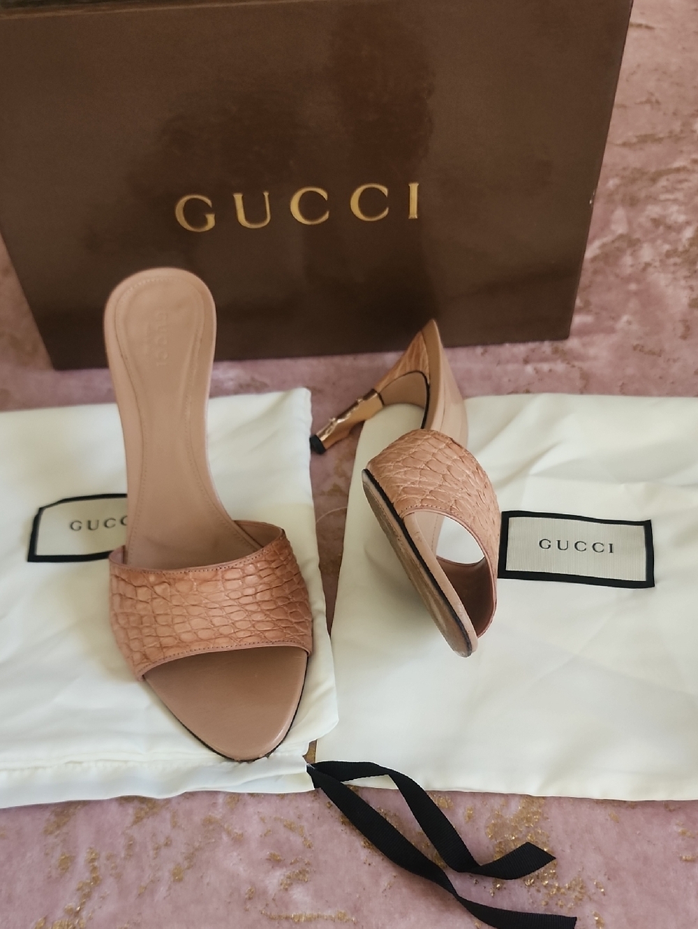 GUCCI |Tom Ford Era Croc Embossed Leather Mule Heels - Picture 3 of 17
